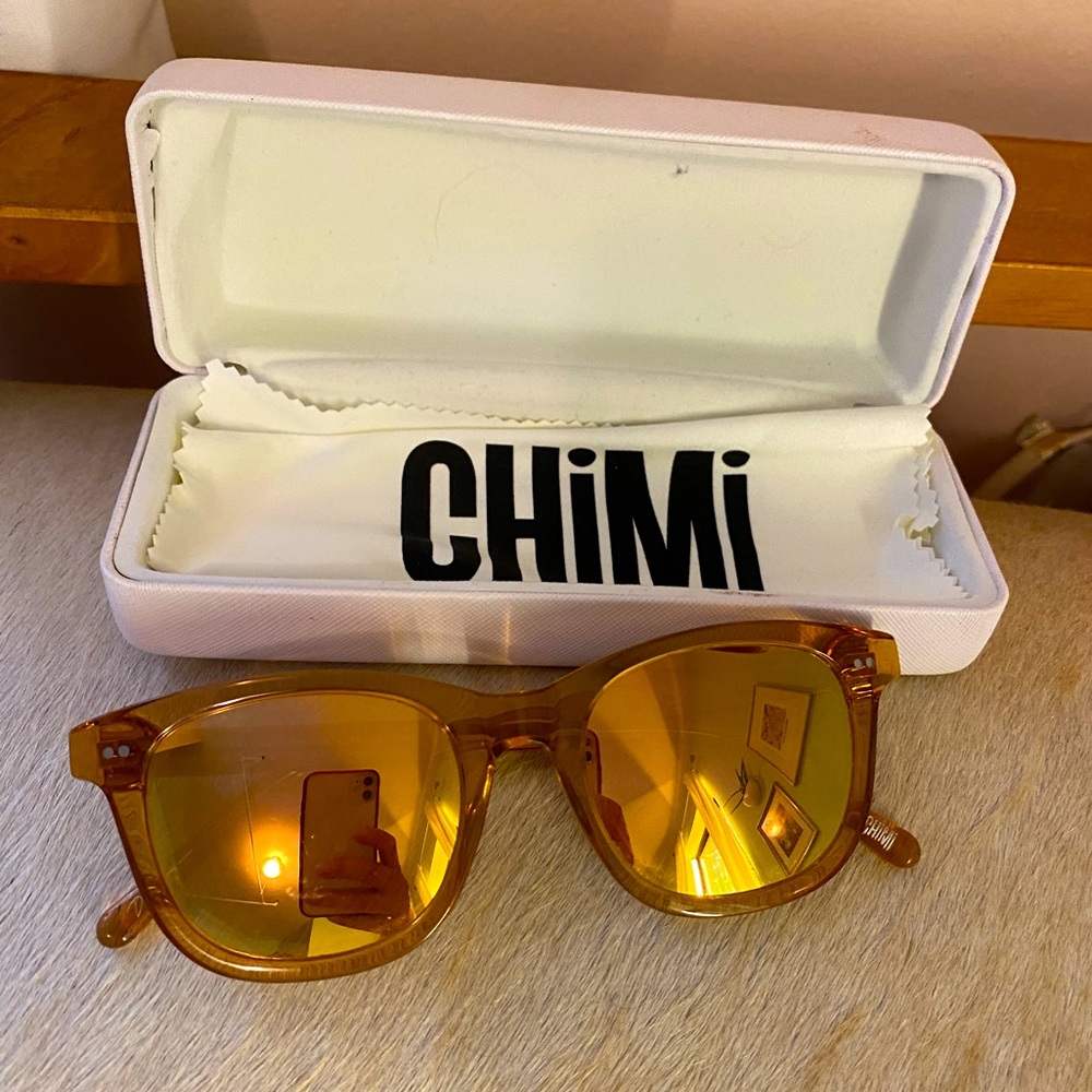 Chimi 007 peach sunglasses. Italian made. With case. Great condition